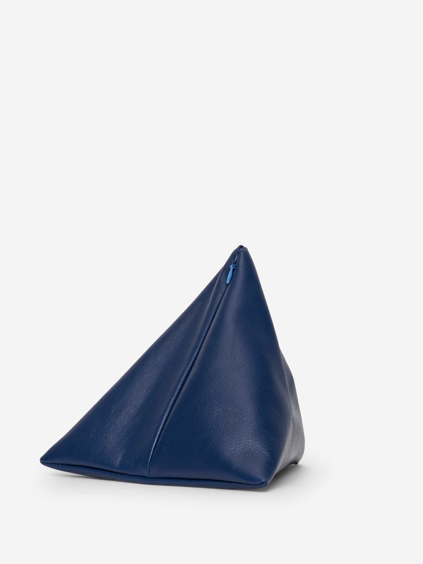 AB 122 Pouch Regatta