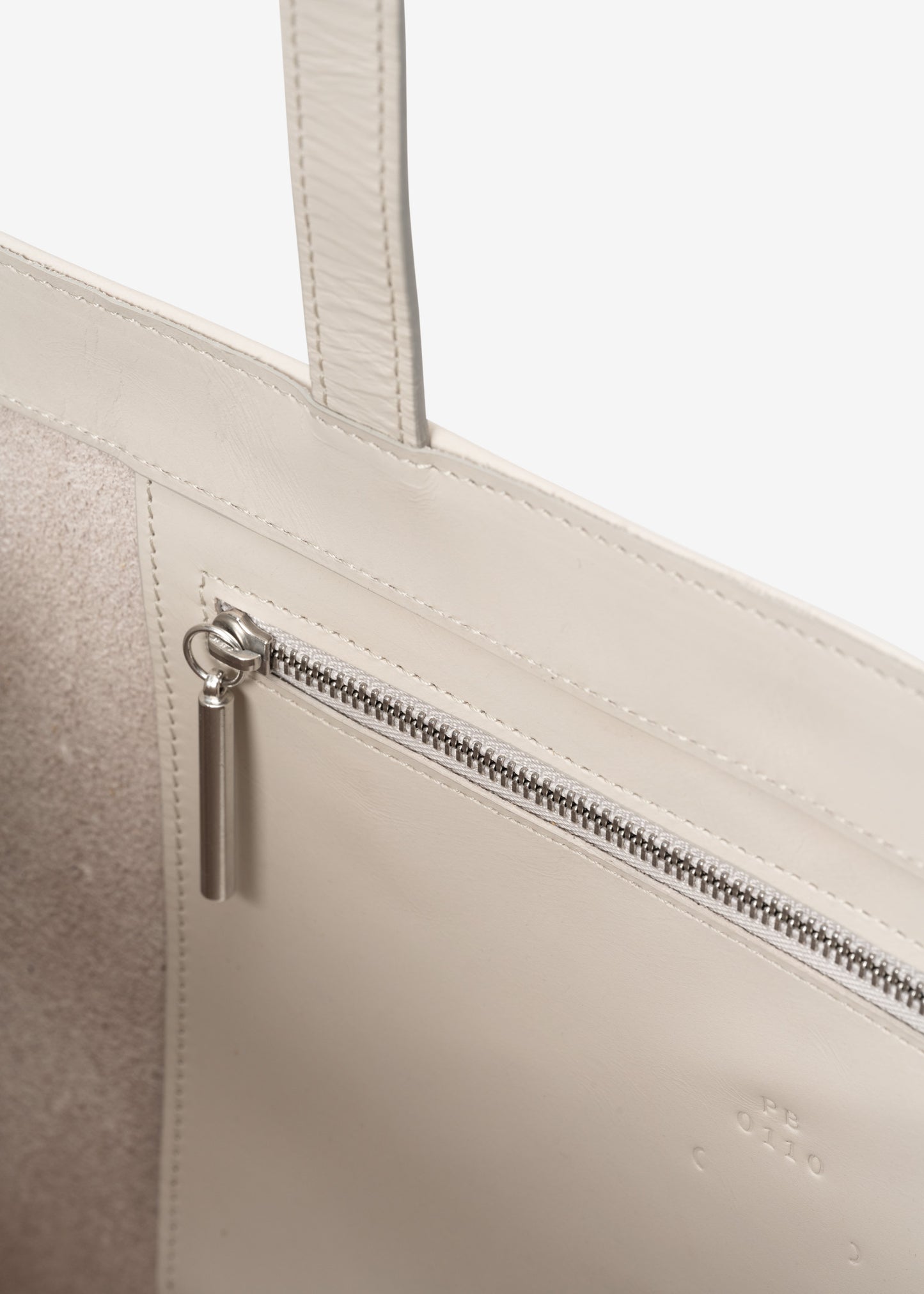 PB 11 Schultertasche Dust